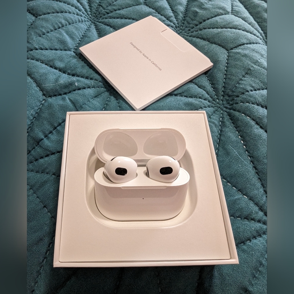 Gen 3 Apple Airpods